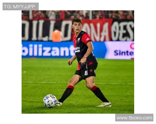 冷漠球星瞬间定格:足球场上无情的表情背后隐藏着什么故事 冷漠球星瞬间定格:足球场上无情的表情背后隐藏着什么故事